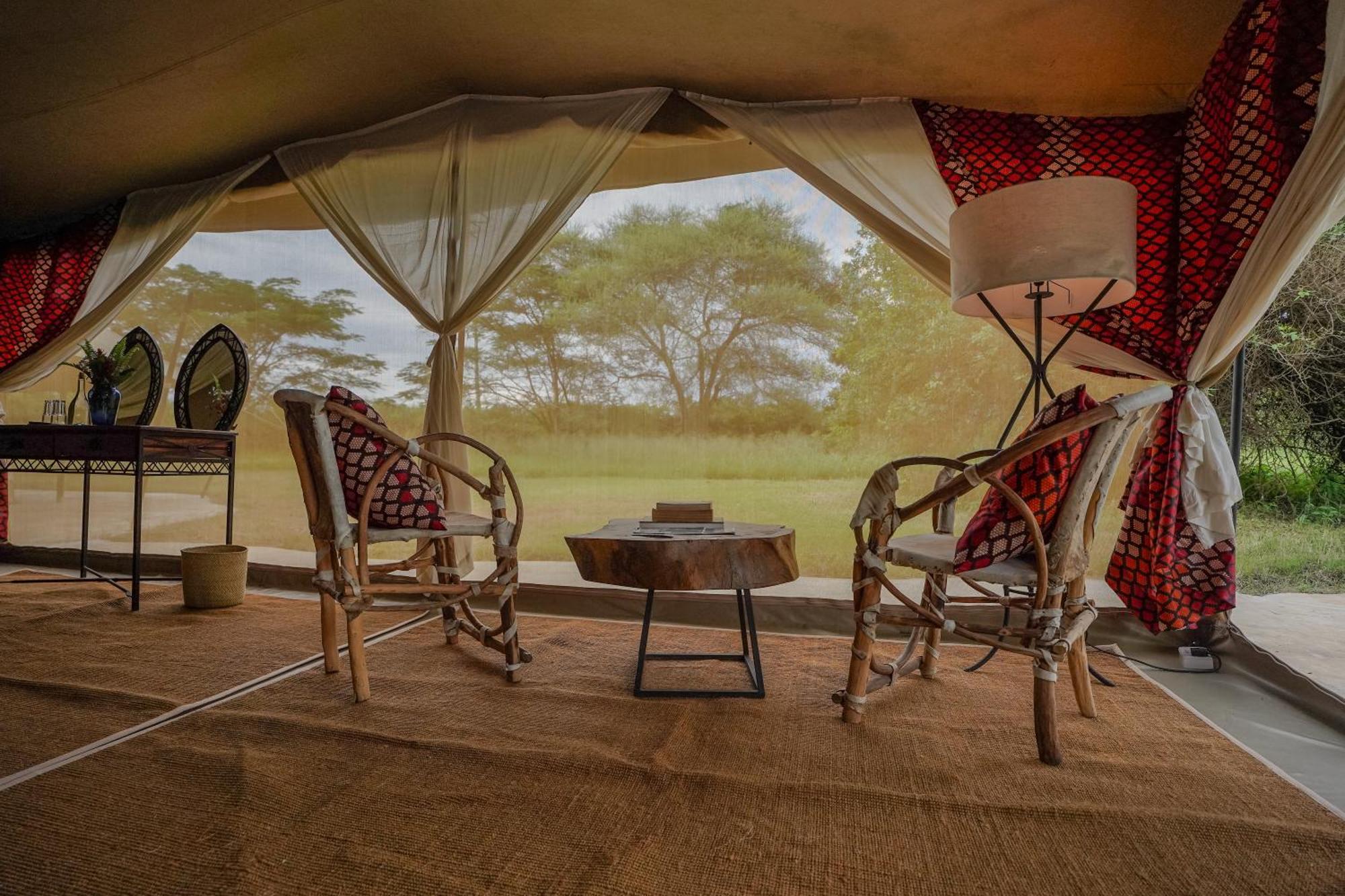 Dolly Farm & River Camp, Luxury Tents Usa River ภายนอก รูปภาพ